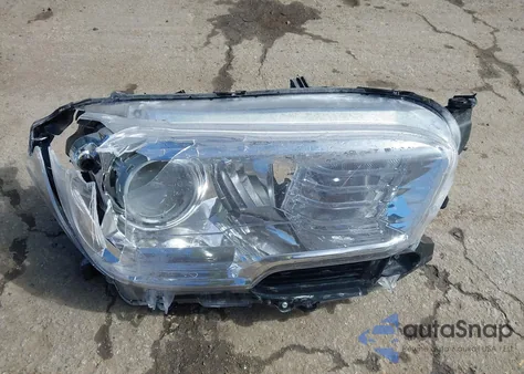 2023 Toyota Tacoma Sr5 V6 z USA, uszkodzony, nr VIN 3TMAZ5CN3PM198482